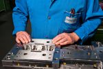 formconsult werkzeugbau  technikum design konstruktion fertigung montage technologieentwicklung musterung mehrkomponententechnik zweifarbentechnik