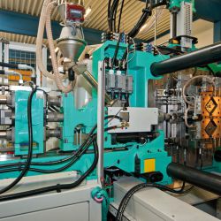 formconsult säule 3 innovative werkzeugbau bemusterung technikum 2k 3k spritzgießmaschinen 6-achs-roboter